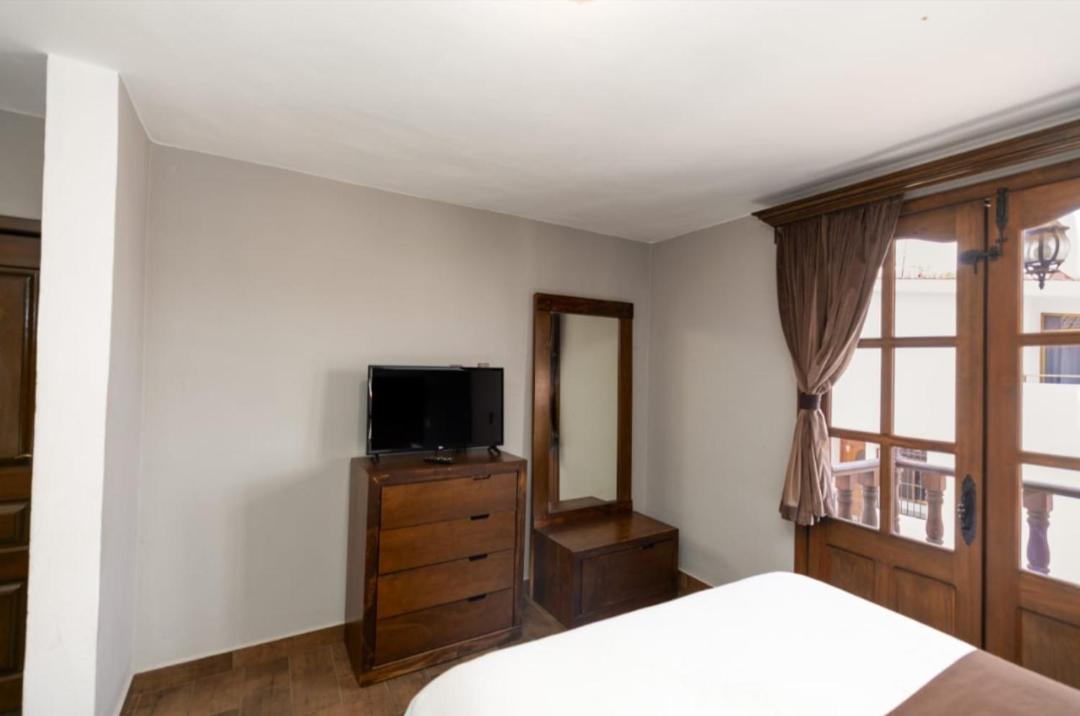 Hotel Suites La Fortuna Mazamitla Δωμάτιο φωτογραφία